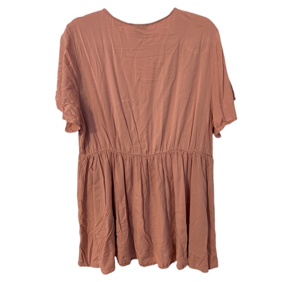 Torrid Babydoll V-Neck Blouse Plus Size 2X - Picture 3 of 3